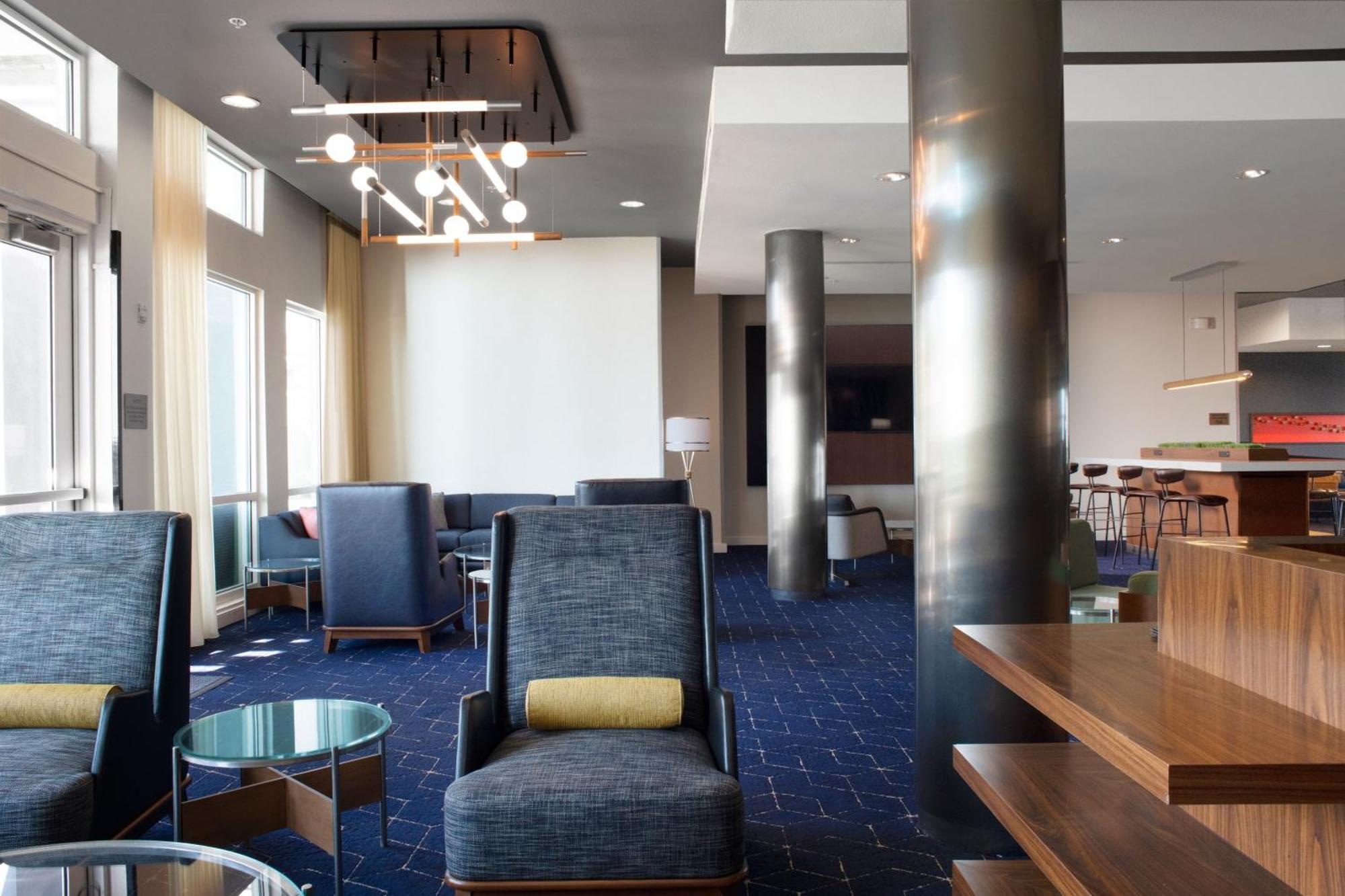 Courtyard By Marriott Galveston Island Hotel Exterior photo