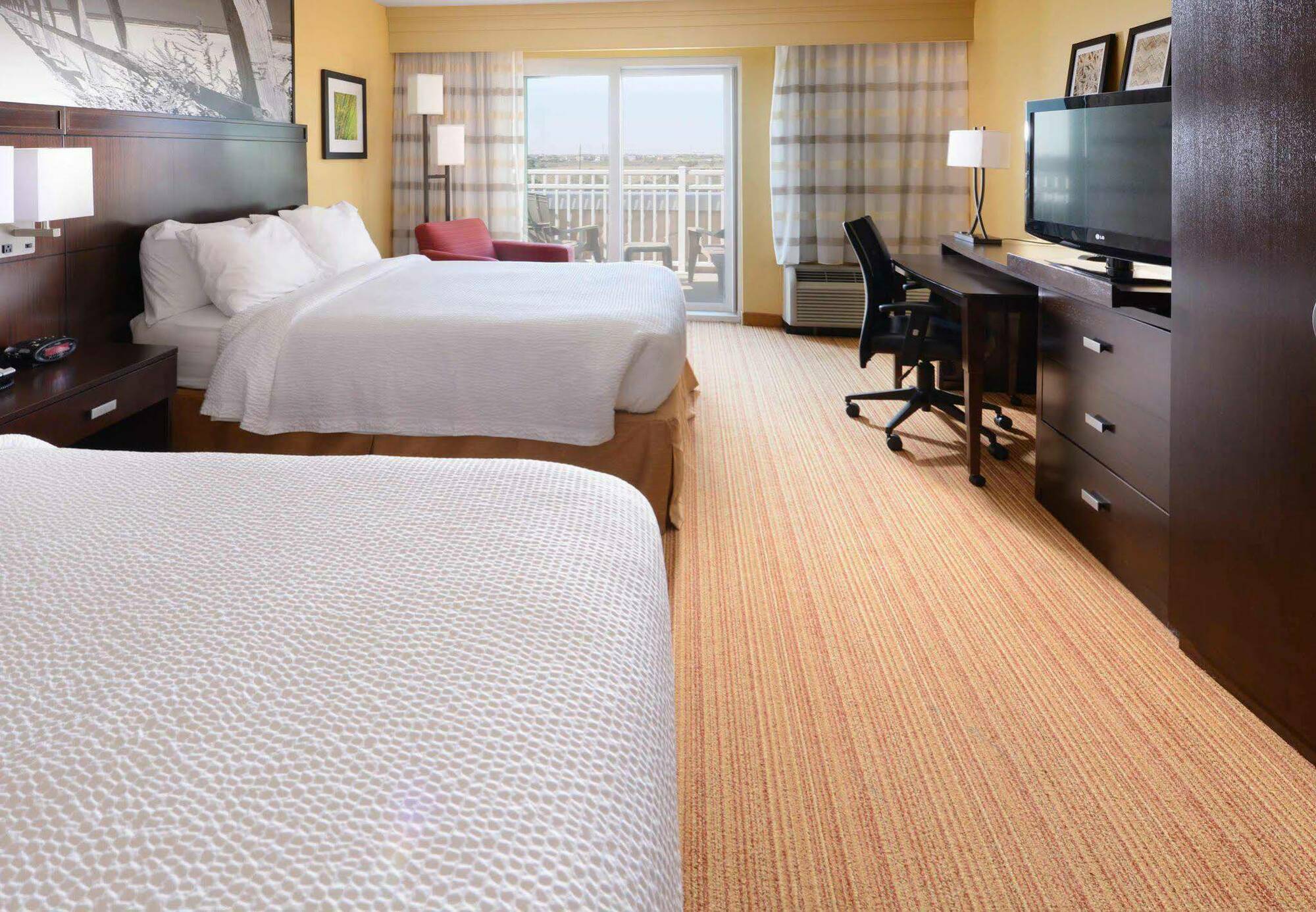 Courtyard By Marriott Galveston Island Hotel Exterior photo